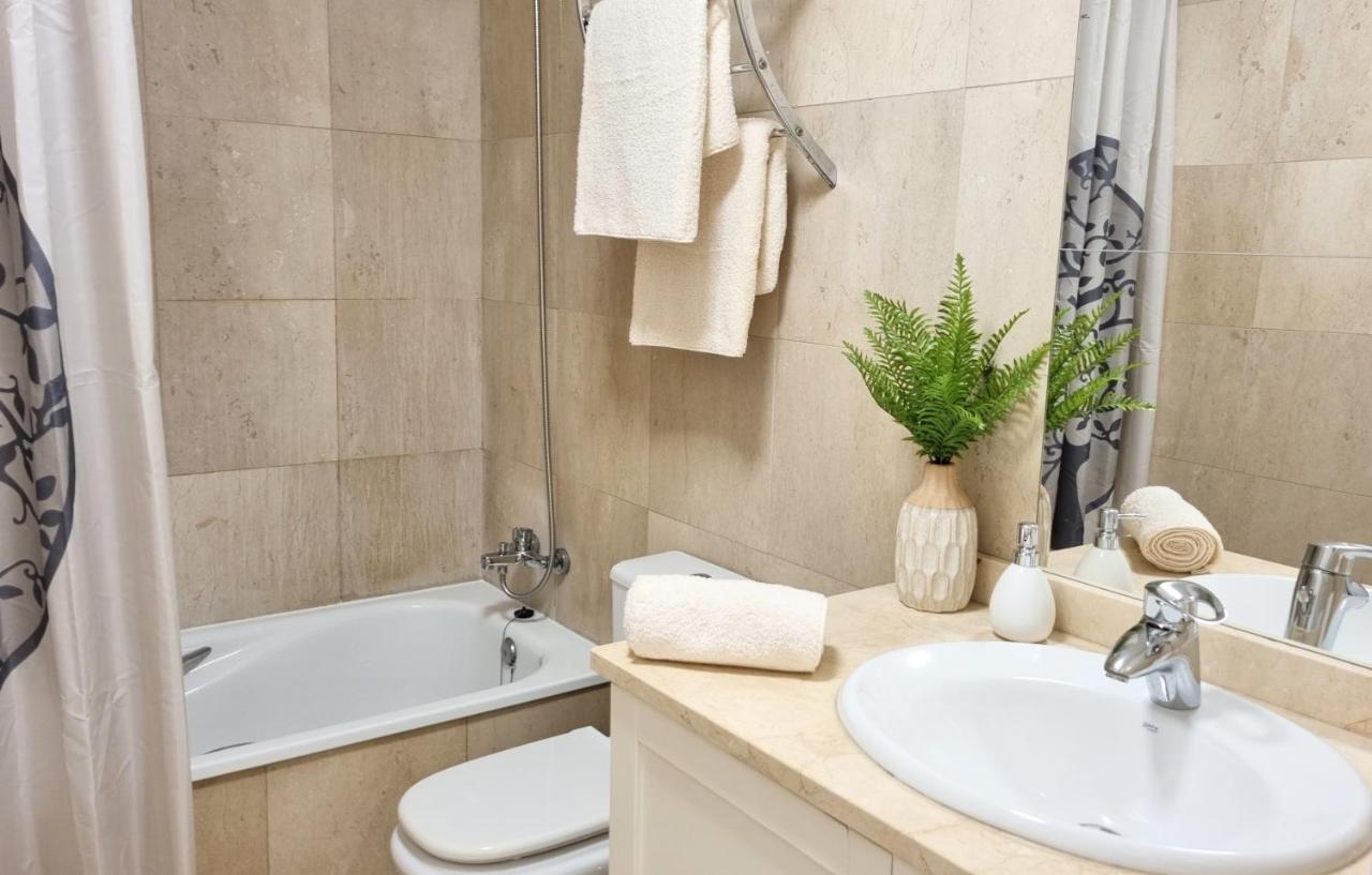 Lovely With Big Sunny Terrace Apartment