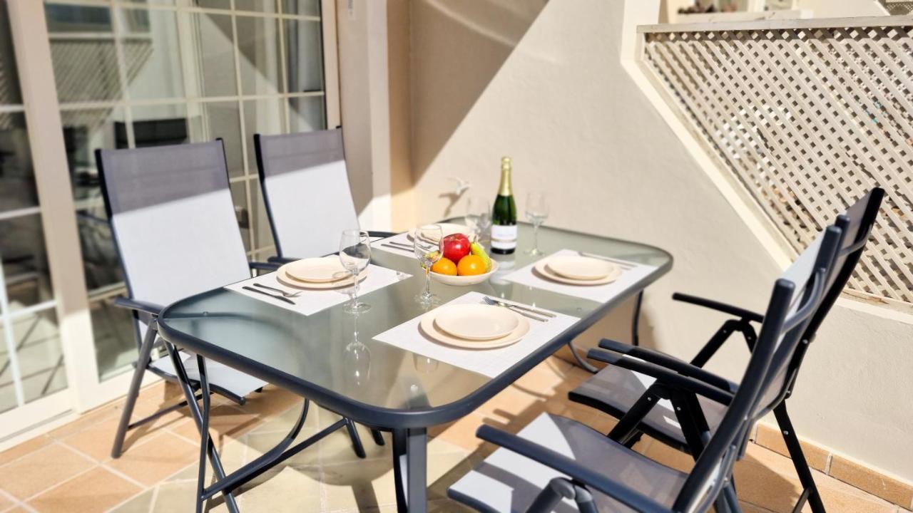 Lovely With Big Sunny Terrace * Palm-mar